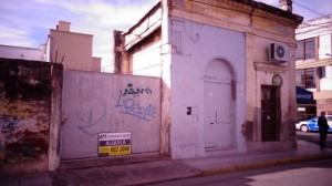 1ro de Mayo 1412 Cochera 4 SUR